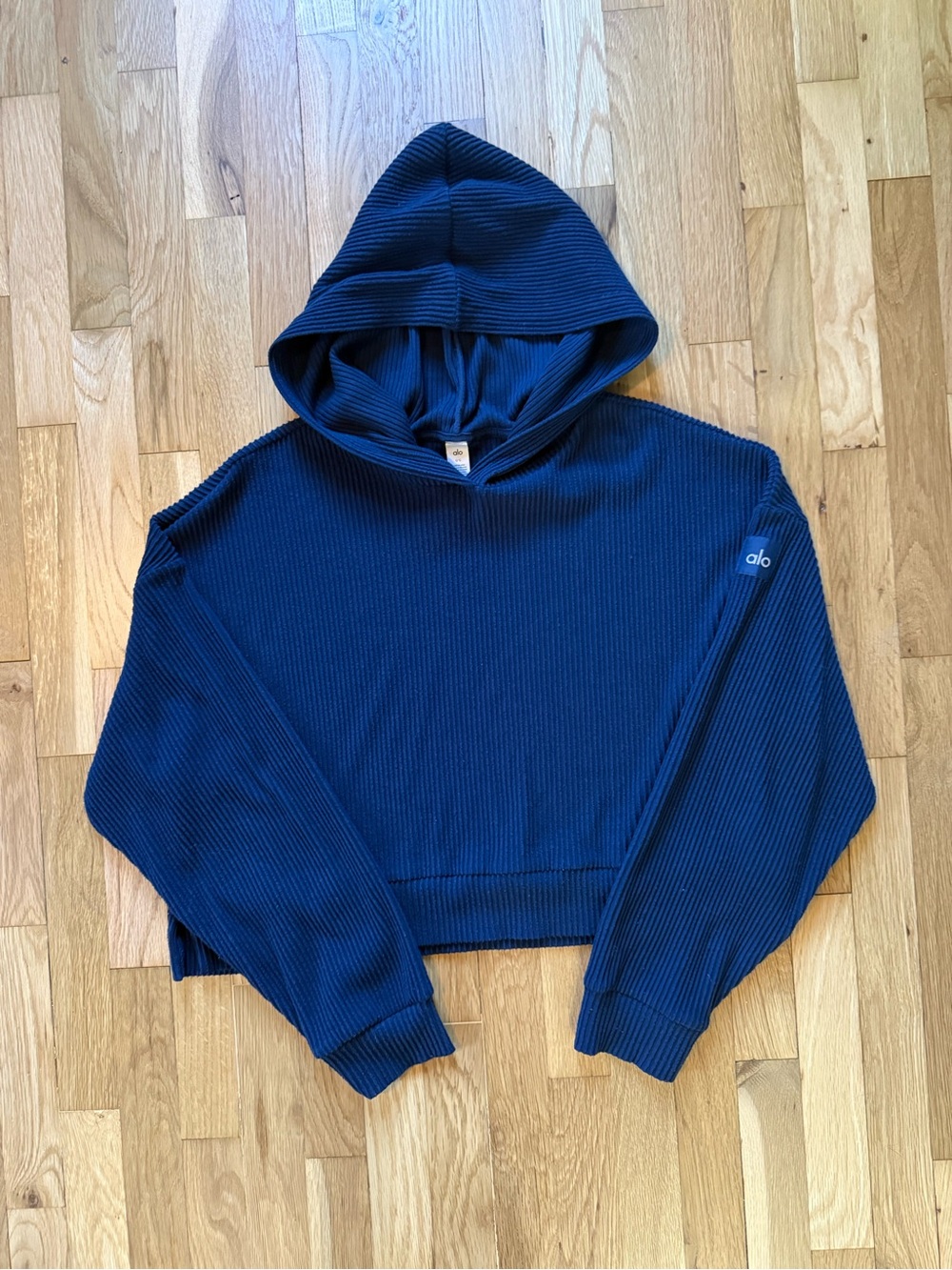 ALO Muse cropped hoodie - NAVY BLUE